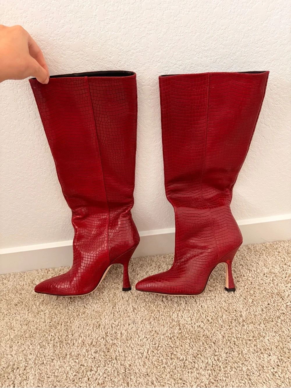 Stuart Weitzman sleek croc